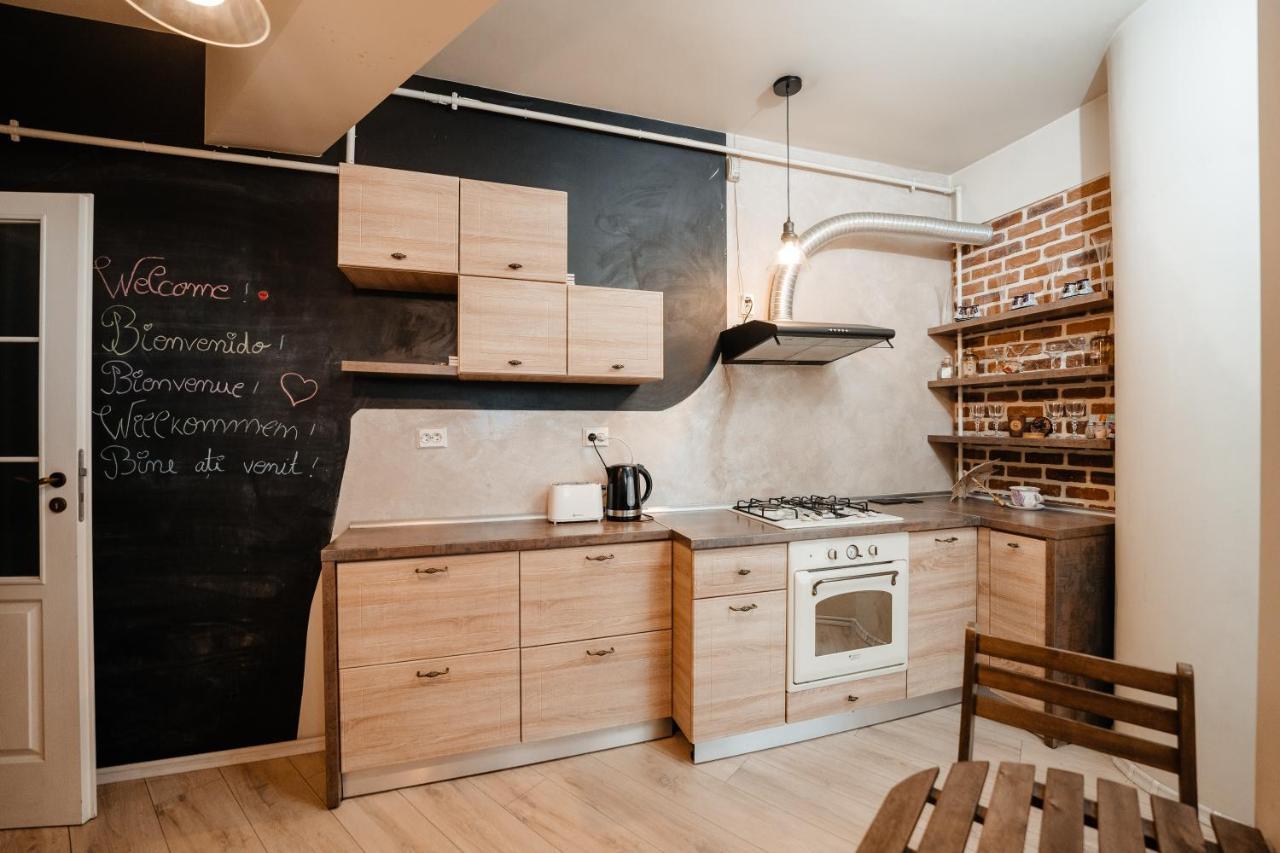 클루지나포카 Bright And Cozy Design Apt With Office 아파트 외부 사진