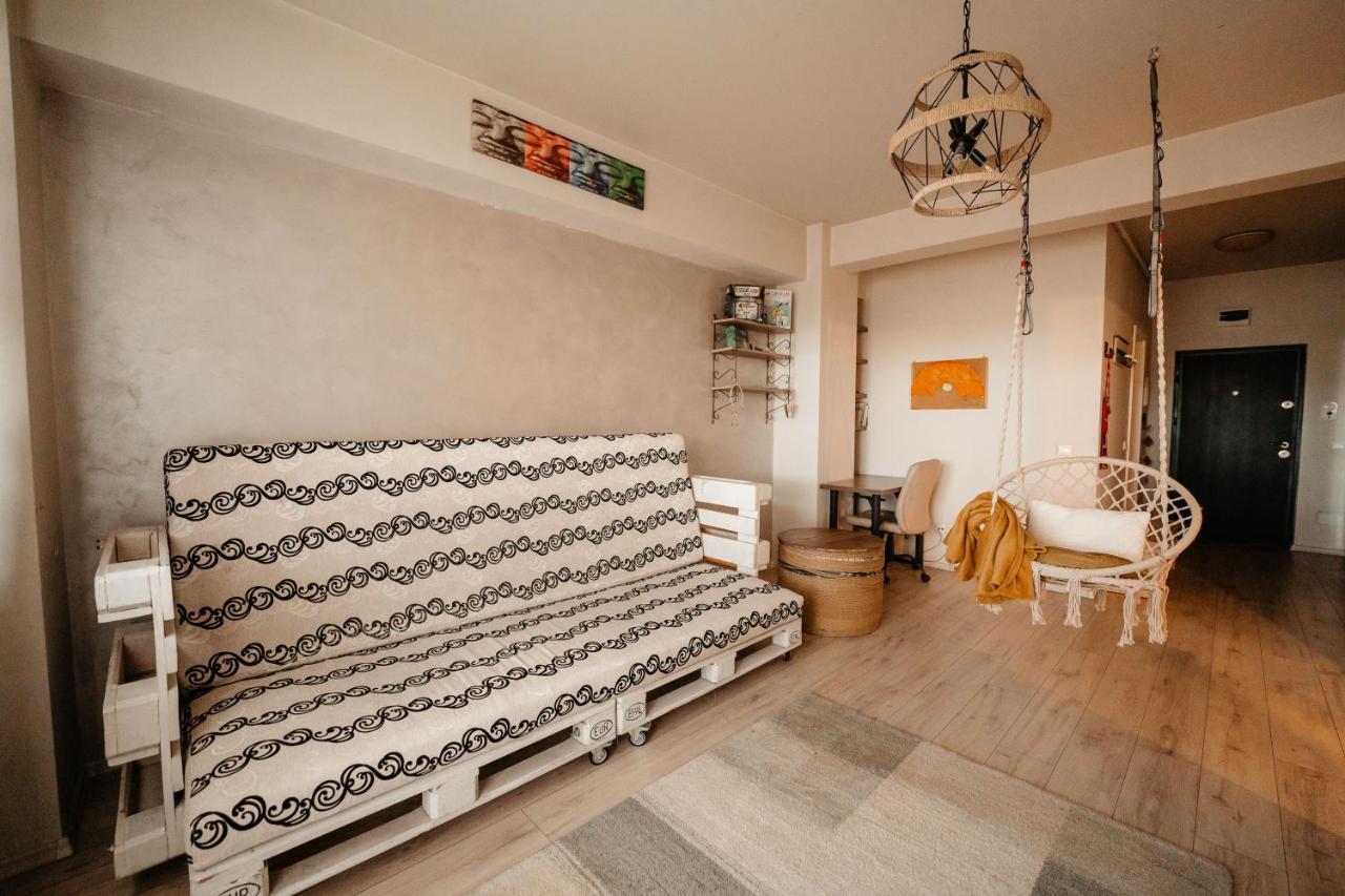 클루지나포카 Bright And Cozy Design Apt With Office 아파트 외부 사진